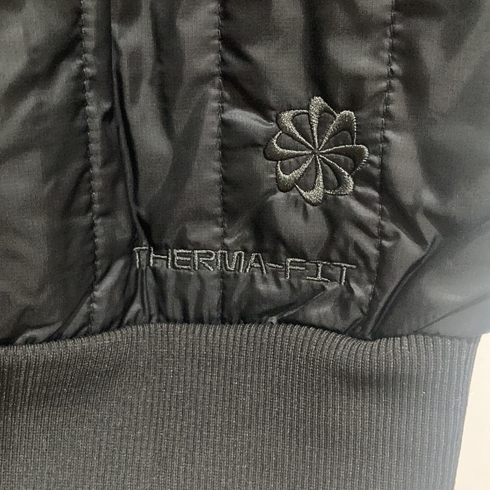 NIKE Sportswear Therma-Fit Tech Pack Winterized Crew Black Sz L (DQ4302-010) - Picture 6 of 6